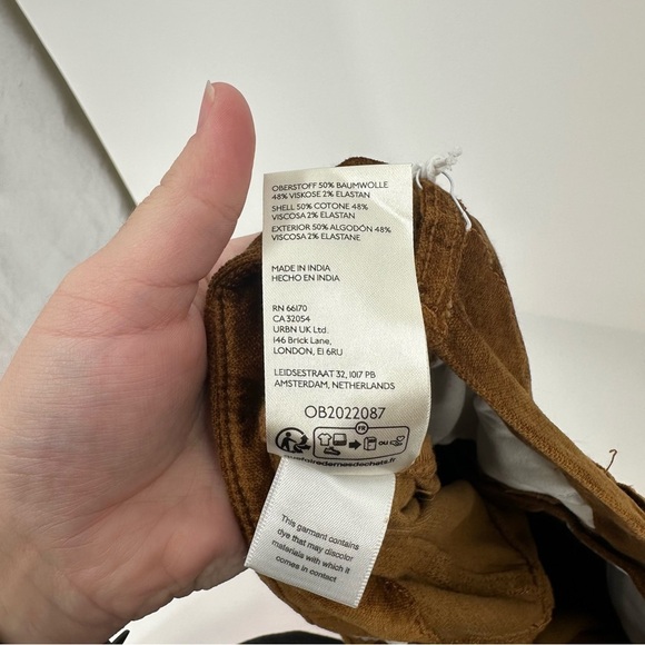 NEW The Adi Mid-Rise Relaxed Flare Jeans by Pilcro Velvet Edition Brown Size 32P - Picture 6 of 8